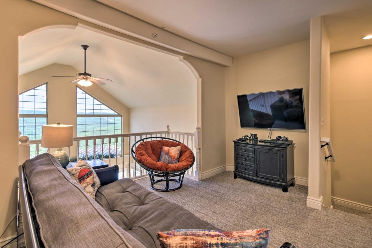Ferienwohnung Luxe Branson Retreat With Mtn Views And Pool Access! Exterior foto