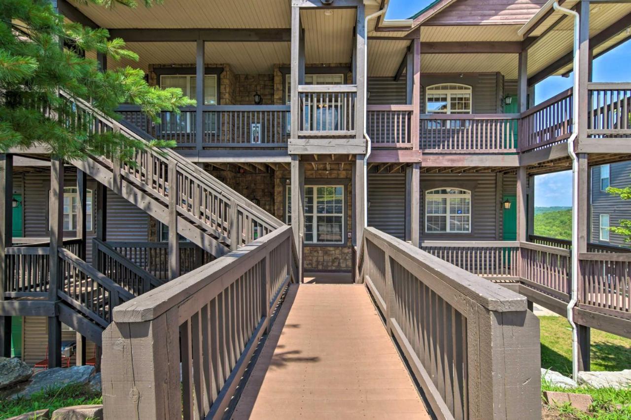 Ferienwohnung Luxe Branson Retreat With Mtn Views And Pool Access! Exterior foto