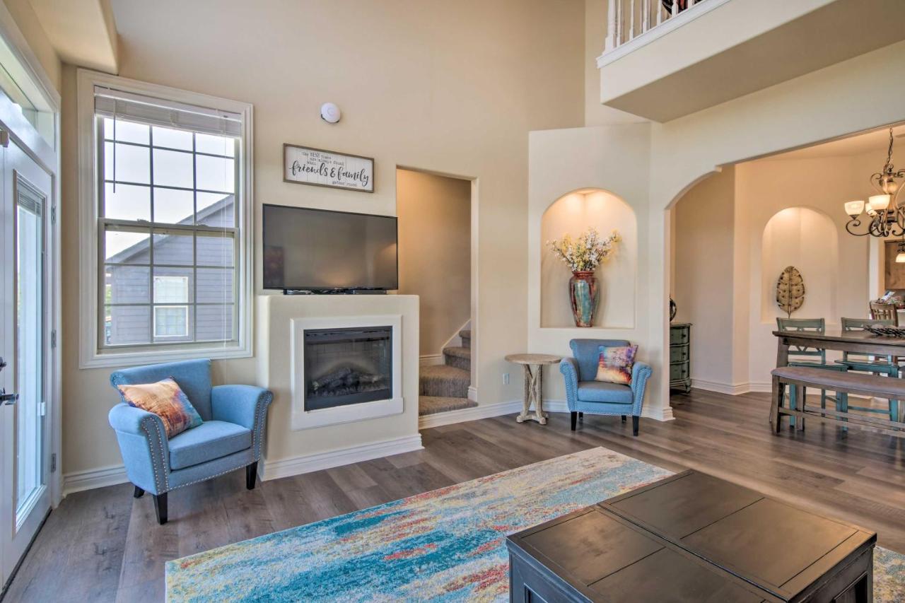 Ferienwohnung Luxe Branson Retreat With Mtn Views And Pool Access! Exterior foto
